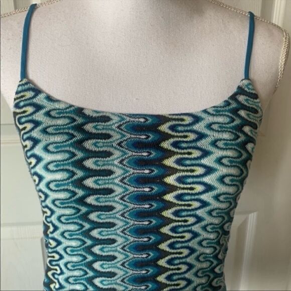 Trina Turk Wavy Print Knit Tank - Picture 2 of 8